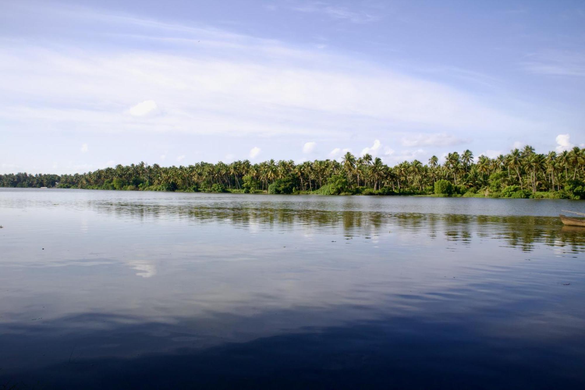 Ambili Riverfront Villa With Party Hall Irimbranallur المظهر الخارجي الصورة