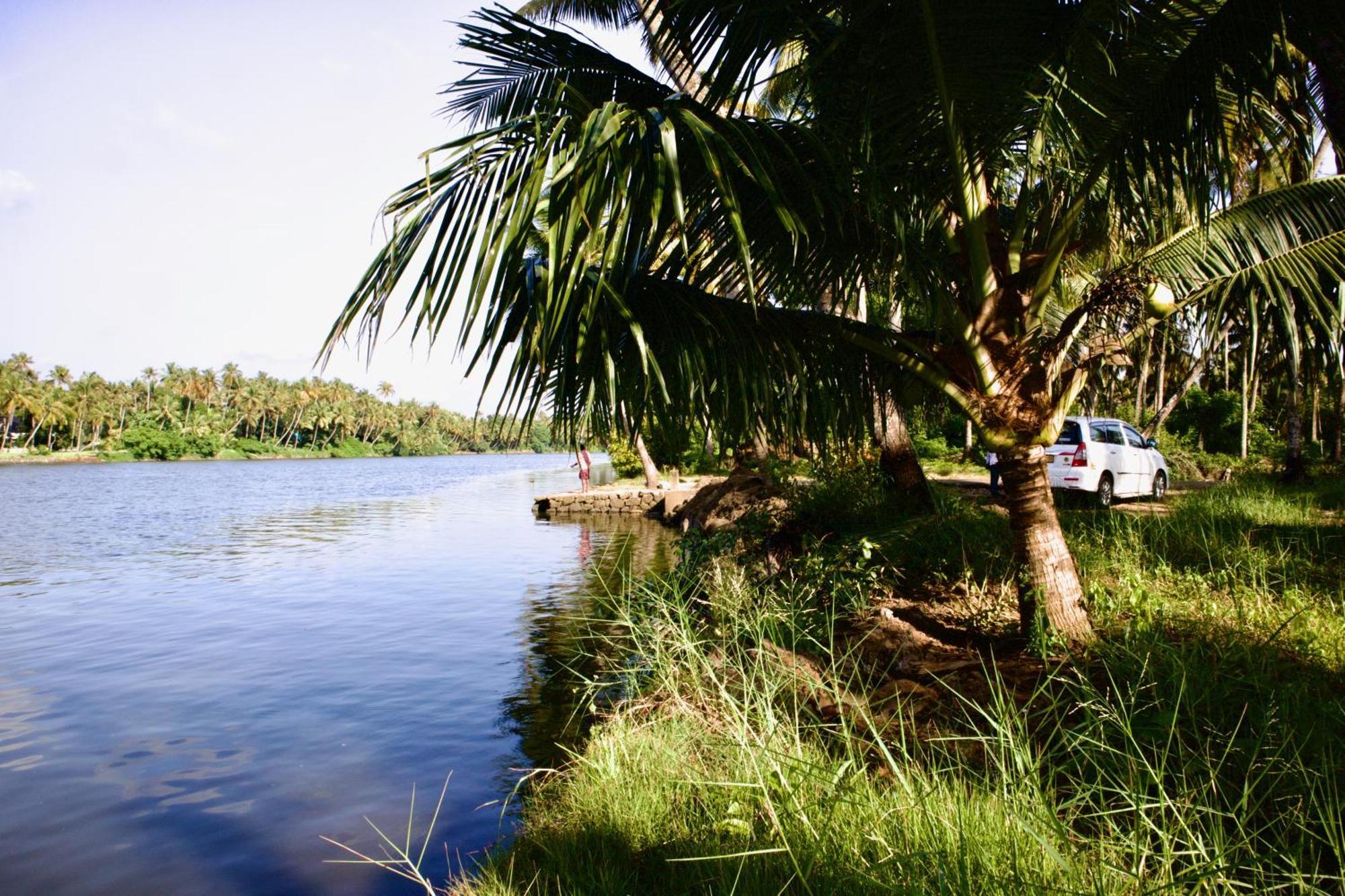 Ambili Riverfront Villa With Party Hall Irimbranallur المظهر الخارجي الصورة